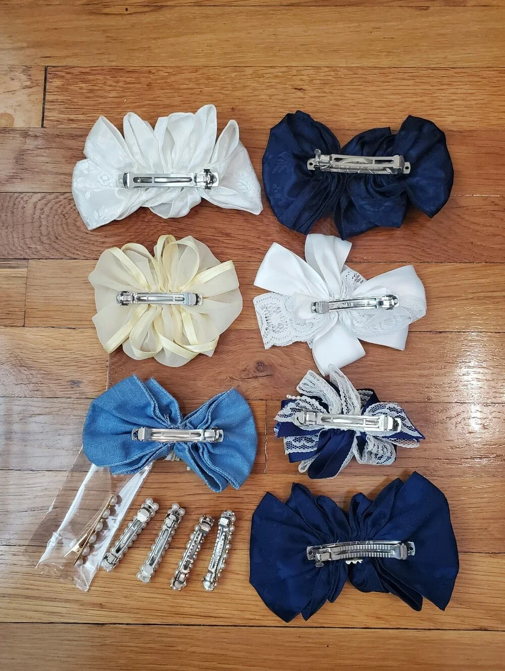 Kids Hair Bows & Barrettes - 15 Piece Set